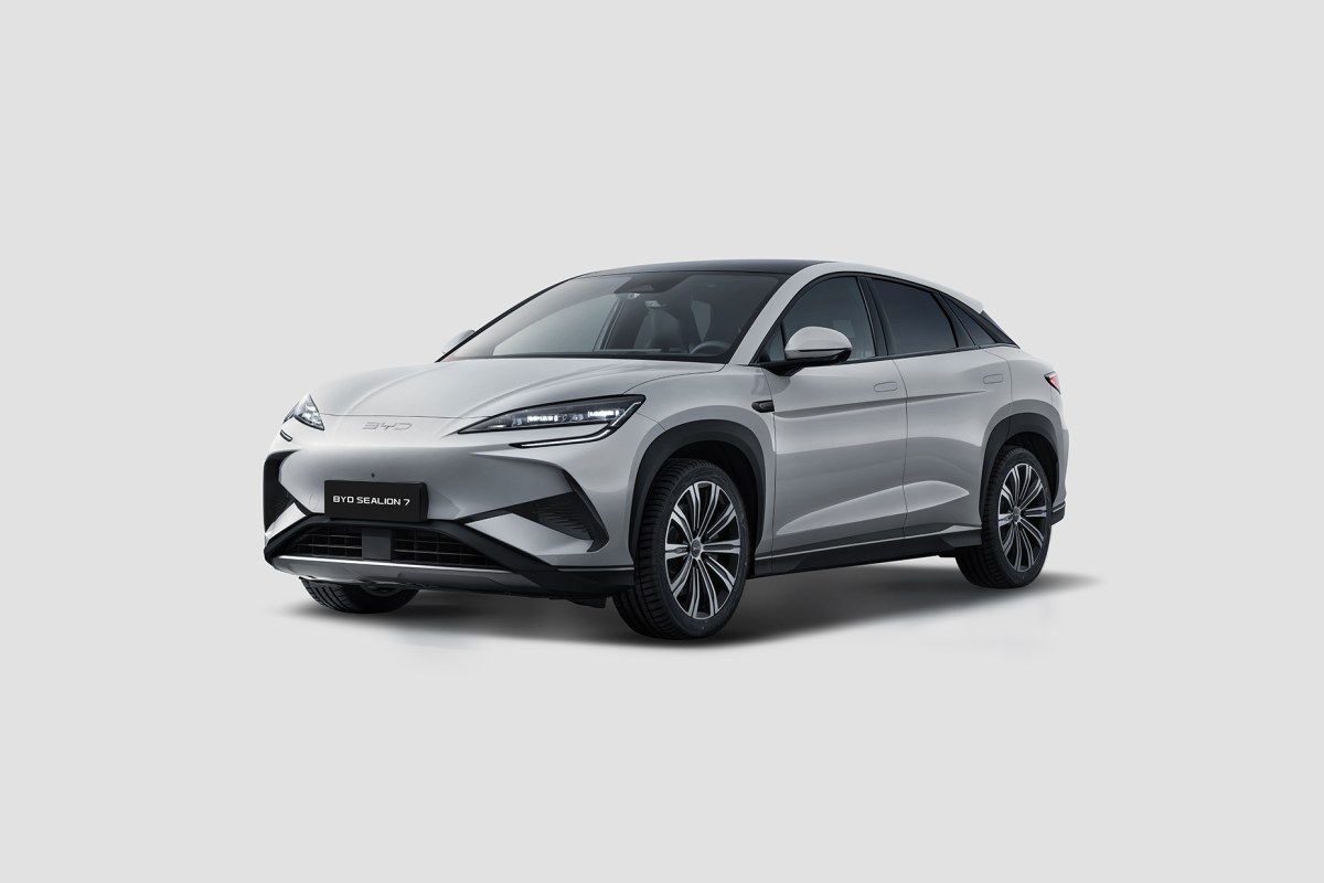 BYD SEALION 7