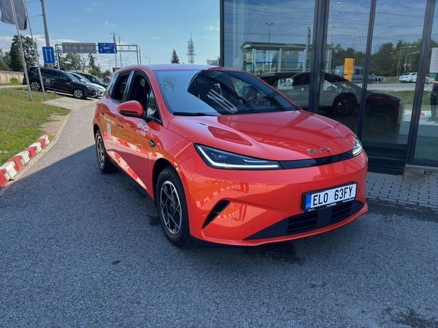 BYD DOLPHIN G DM-i Boost – Orange Sunset oranžová